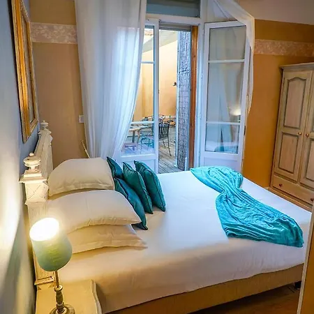 Отель Relais Du Postillon
